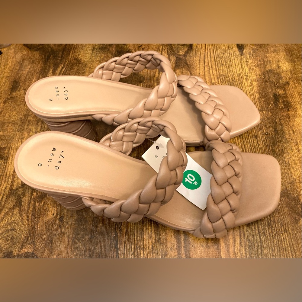 A New Day Women's Basil Wide Width Mule Heels Brown Size 10W New - Picture 2 of 5
